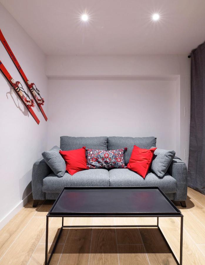 Beautifully Renovated 4 Bedroom Apt + Kid'S Room 시에라네바다 외부 사진